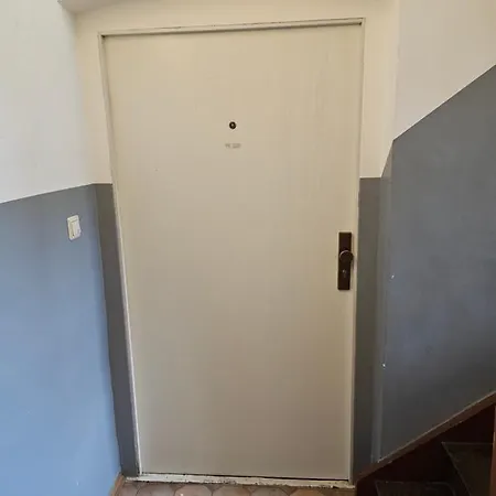 B&r Ganze Sued Apartment