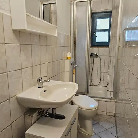 B&r Ganze Sued Apartment *